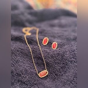 Kendra Scott ELLIE Stud Earrings & ELISA Pendant Necklace | Berry Illusion | Set